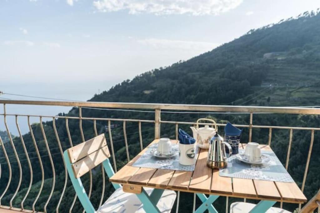 Вілла La Finestra Sul Mare A Drignana Вернацца Екстер'єр фото